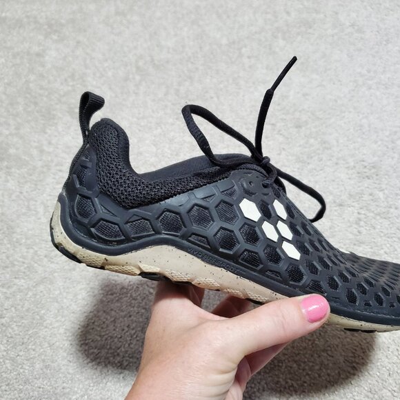 Vivo Barefoot Black Athletic Shoes - Picture 3 of 13